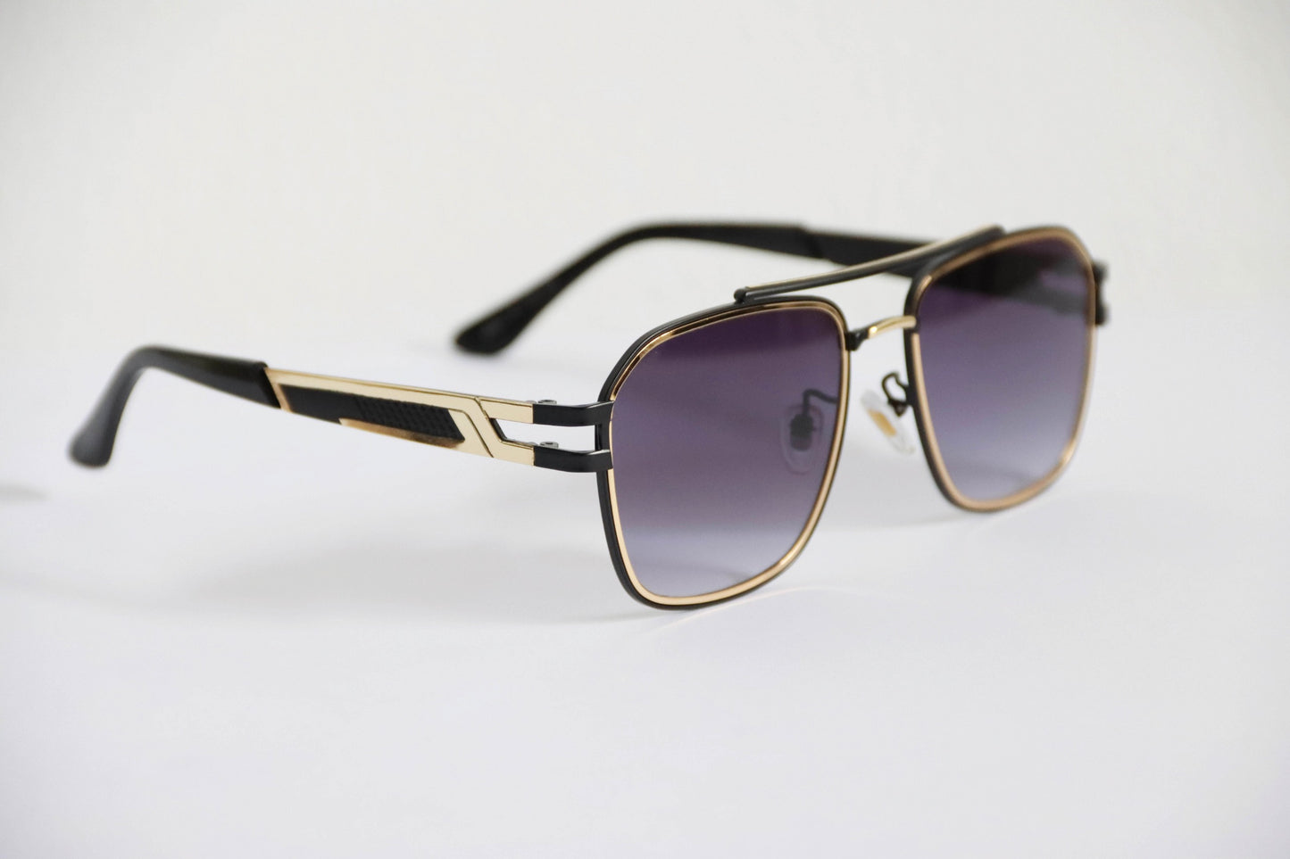 NOIR SUPREME